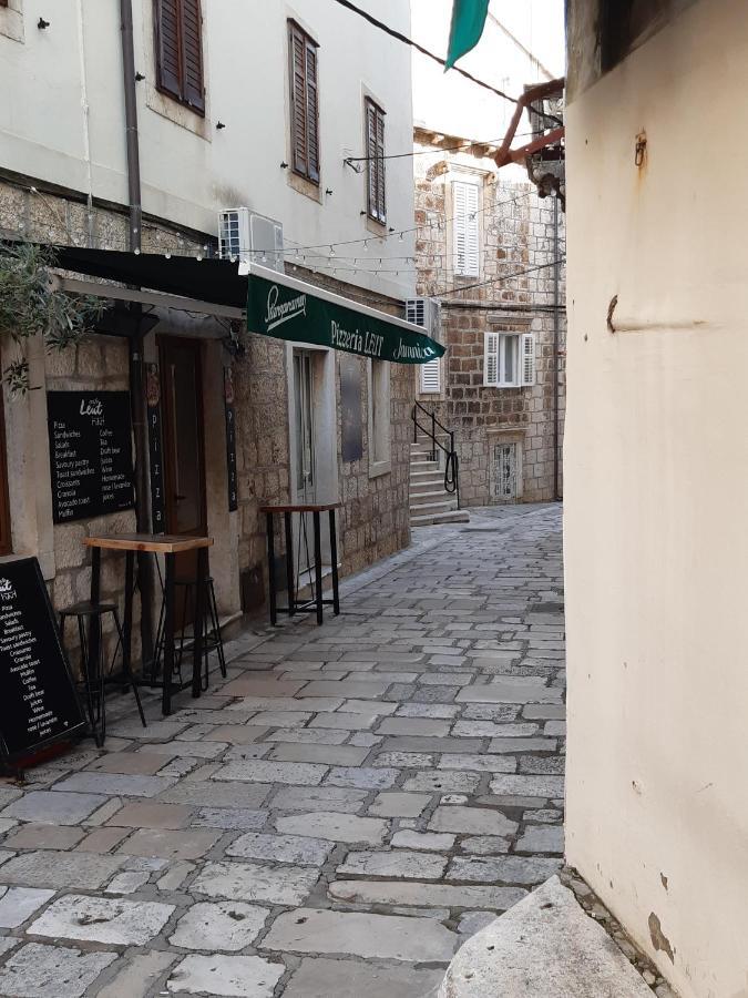 فندق Studio Apartman Tedy كورتْشولا المظهر الخارجي الصورة