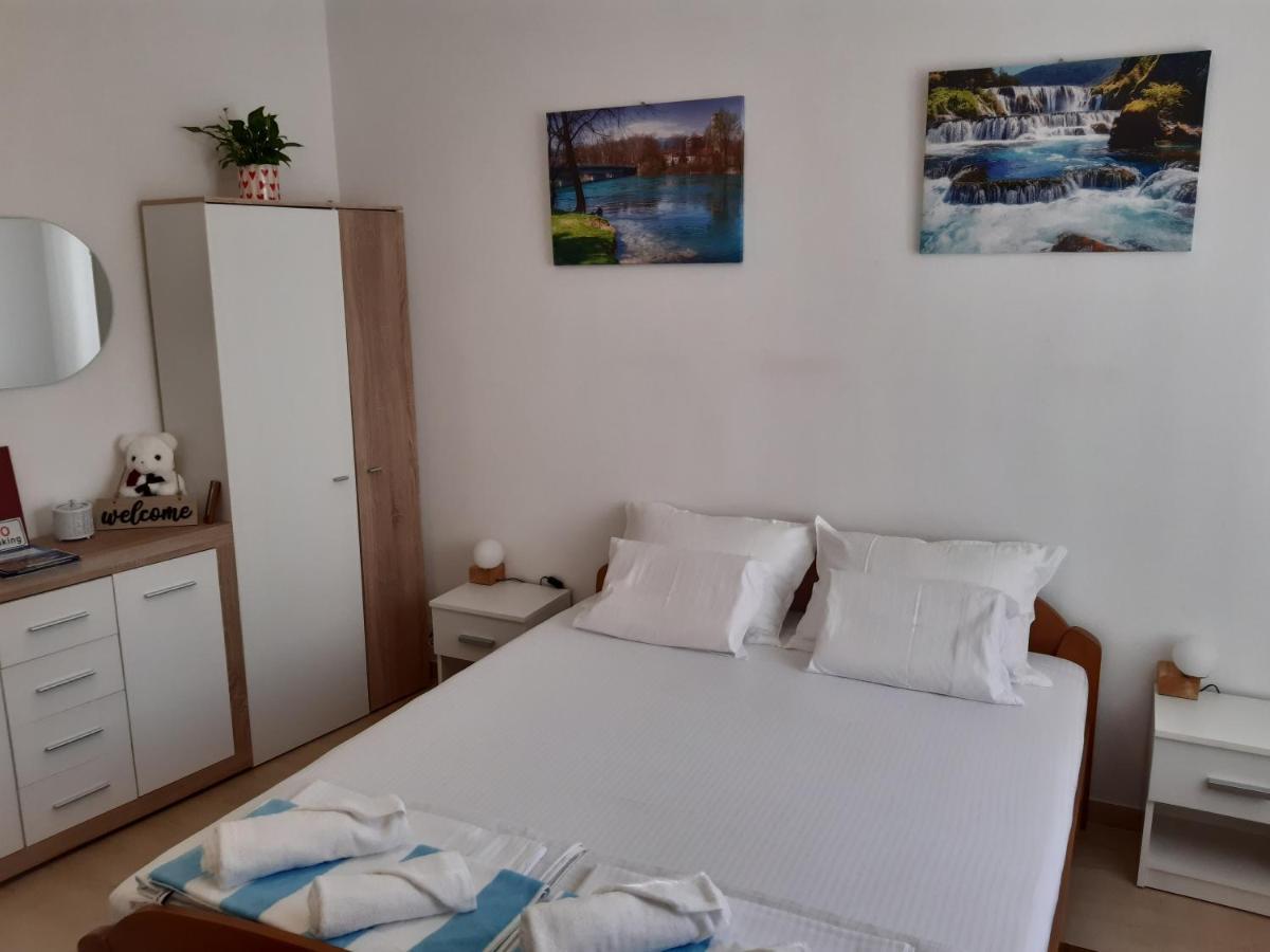 فندق Studio Apartman Tedy كورتْشولا المظهر الخارجي الصورة