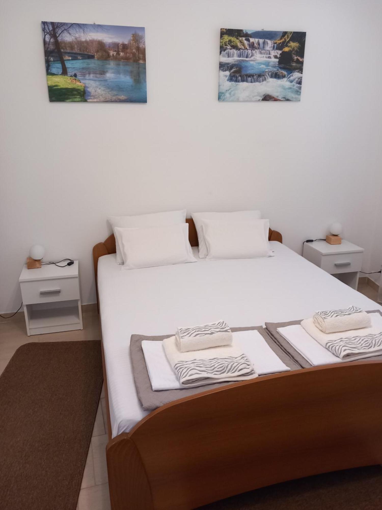 فندق Studio Apartman Tedy كورتْشولا المظهر الخارجي الصورة
